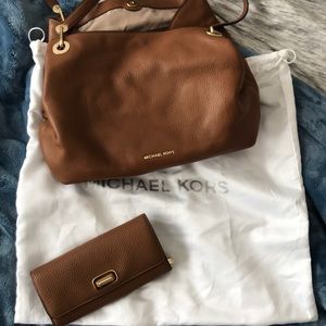 Michael lord shoulder bag with matching wallet